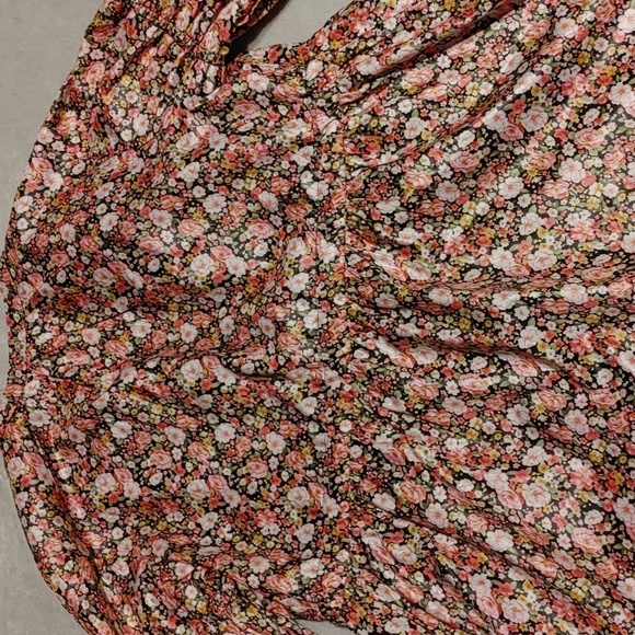 3/$50 Solitaire spring floral raincoat small - Picture 3 of 4